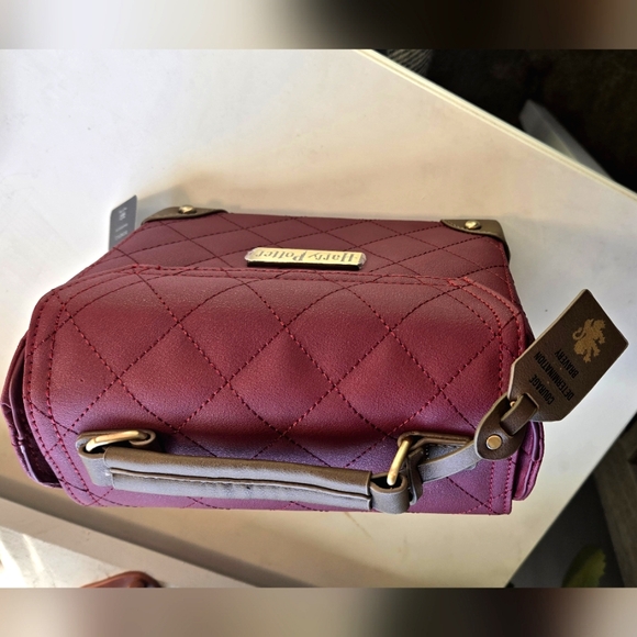 Warner Bros. Harry Potter Gryffindor Quilted Burgundy Mini Handbag - Picture 6 of 10